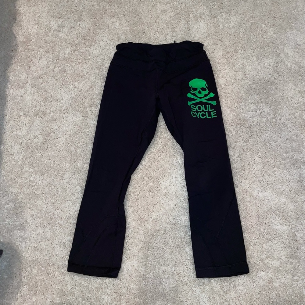 Lululemon soul cycle size 6 leggings black/green